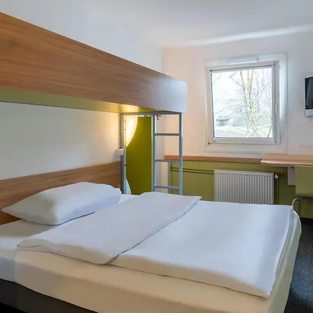 宜必斯科布伦茨北快捷酒店 Mülheim-Kärlich